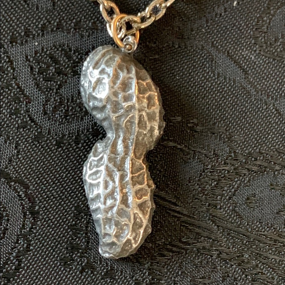 Vintage Northport Pewter Dangling Peanut Necklace